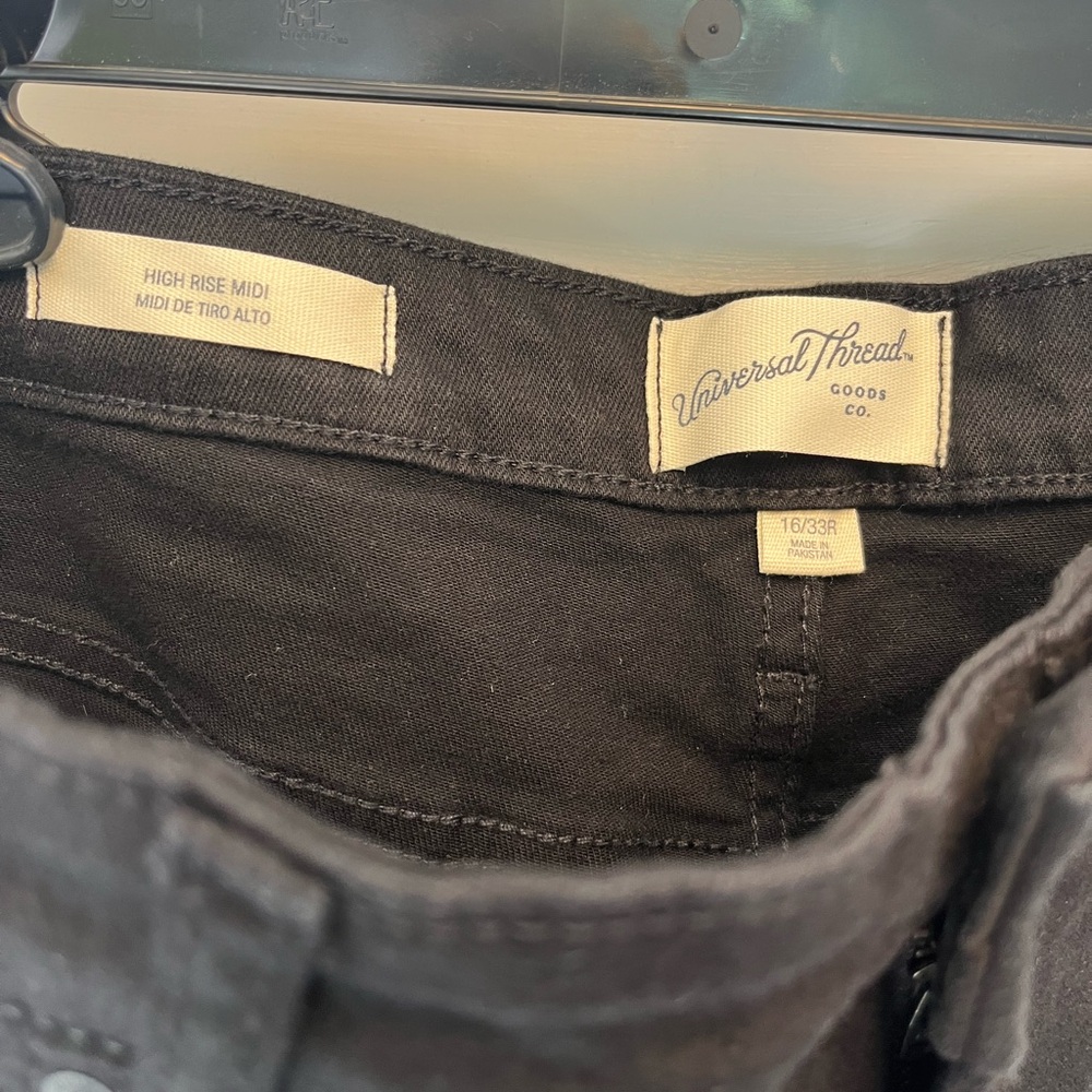 Universal Thread women’s Black Jeans
